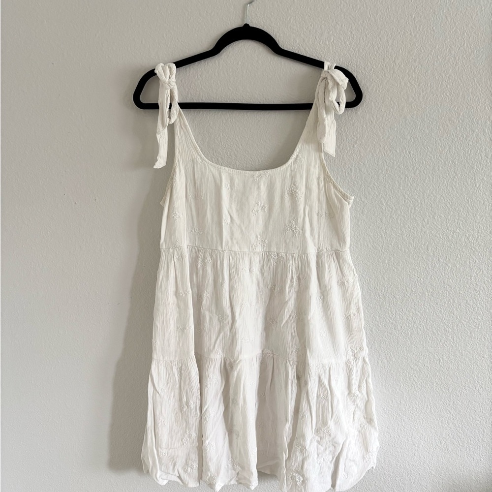 American Eagle Outfitters White Dress With Tie Straps